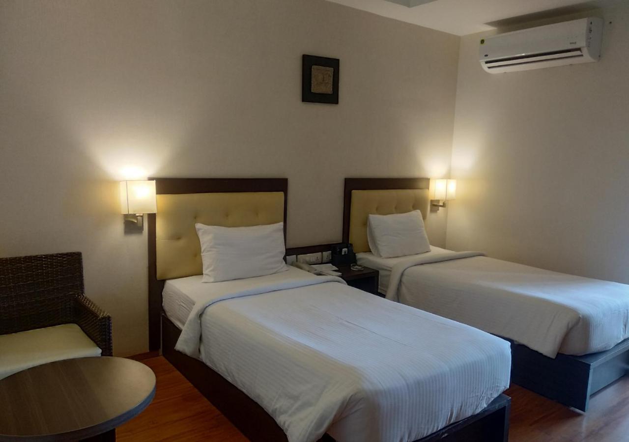 Hotel Grand Arcadia Tiruchirappalli Exterior foto