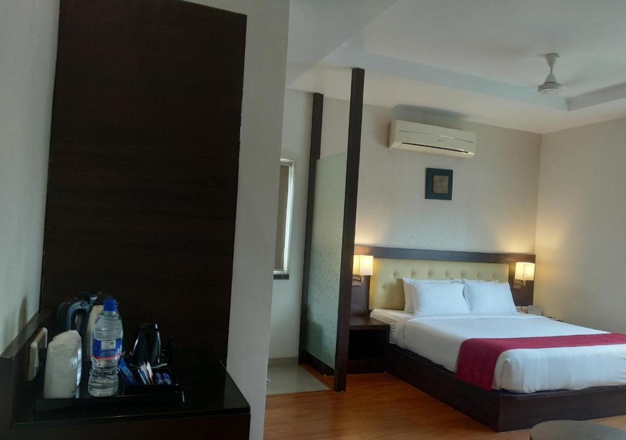Hotel Grand Arcadia Tiruchirappalli Exterior foto