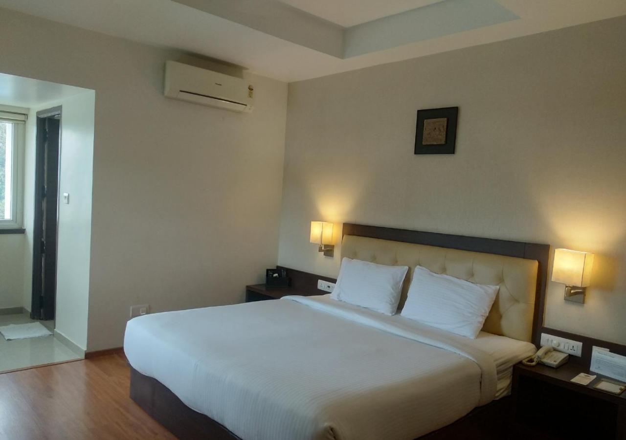 Hotel Grand Arcadia Tiruchirappalli Exterior foto