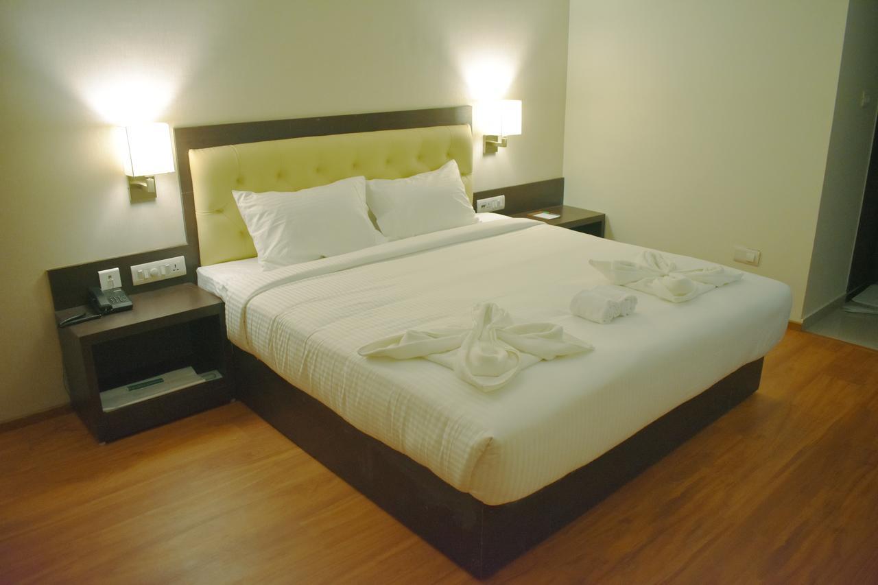 Hotel Grand Arcadia Tiruchirappalli Exterior foto